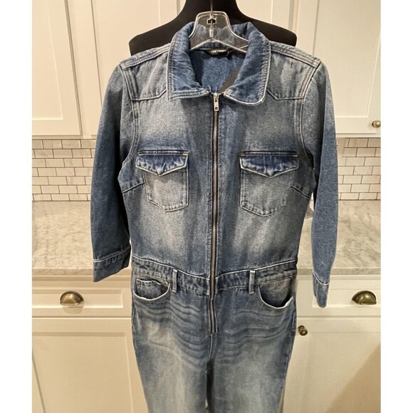 Free People Driftwood Jumpsuit Womens Medium NWT Embroidered Denim Wash Flared - Picture 3 of 10